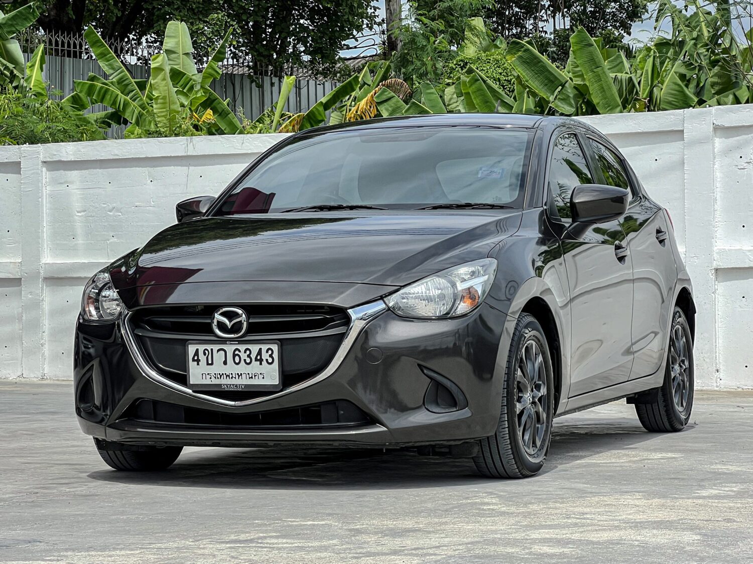 MAZDA2