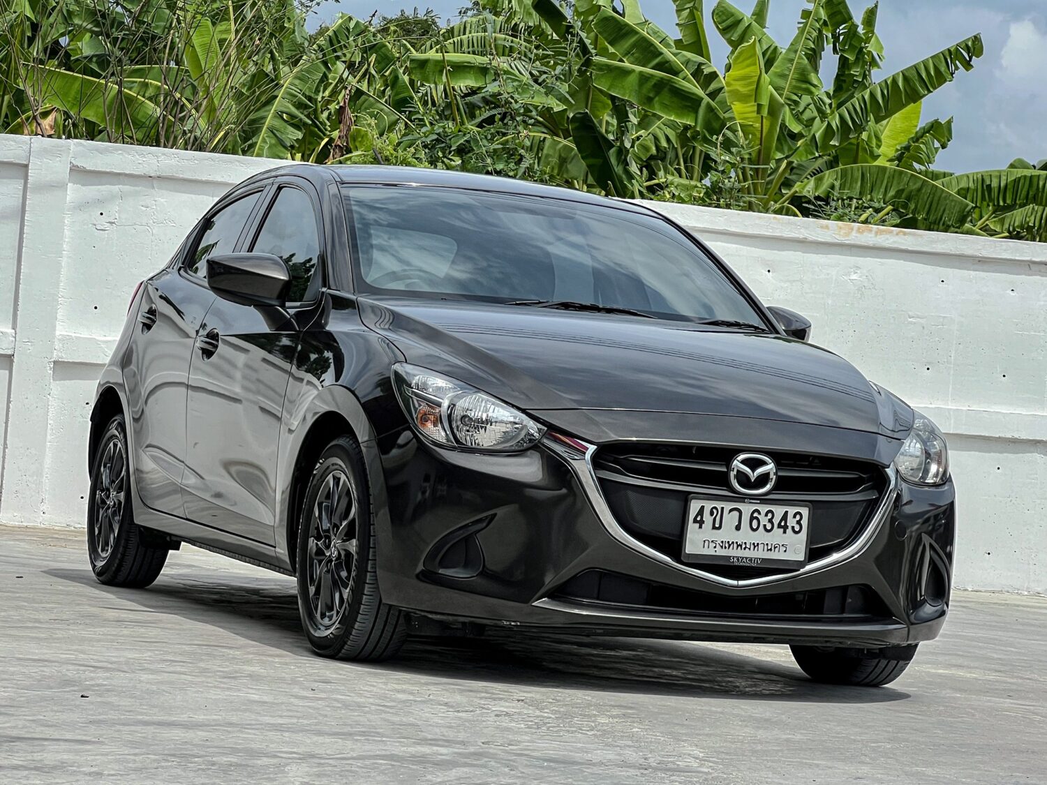 MAZDA2