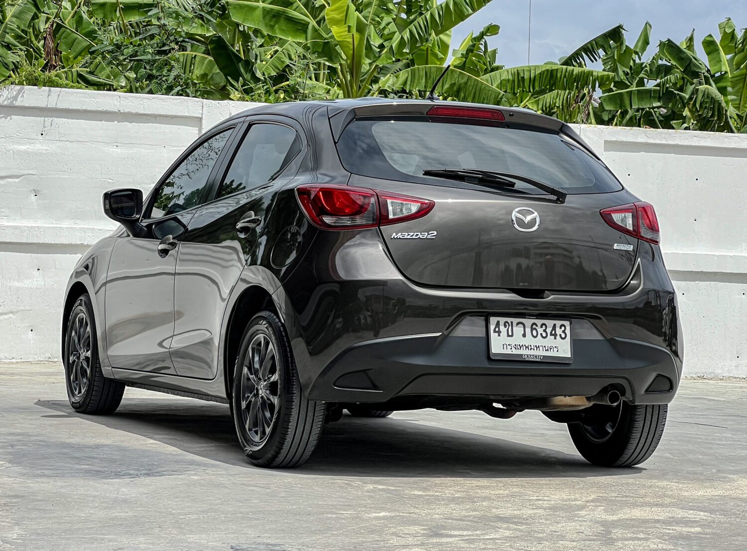 MAZDA2