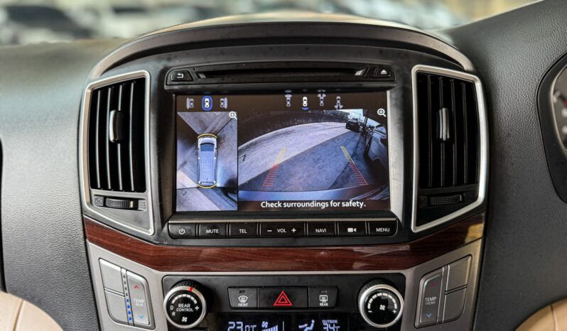 HYUNDAI GRAND STAREX full