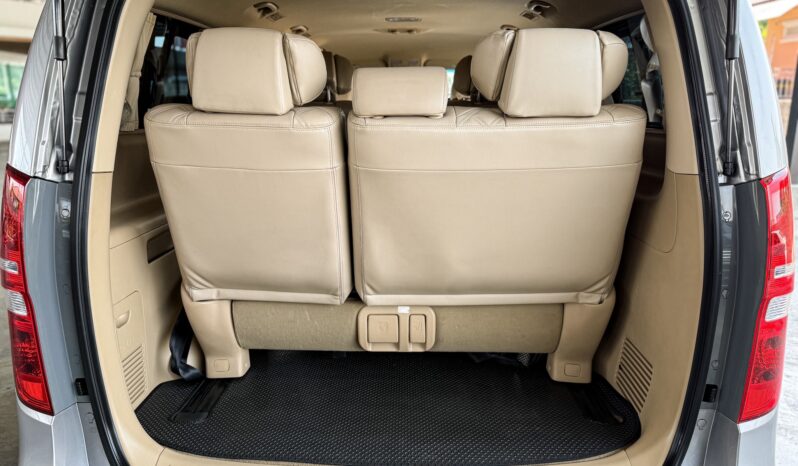 HYUNDAI GRAND STAREX full