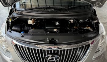 HYUNDAI GRAND STAREX full
