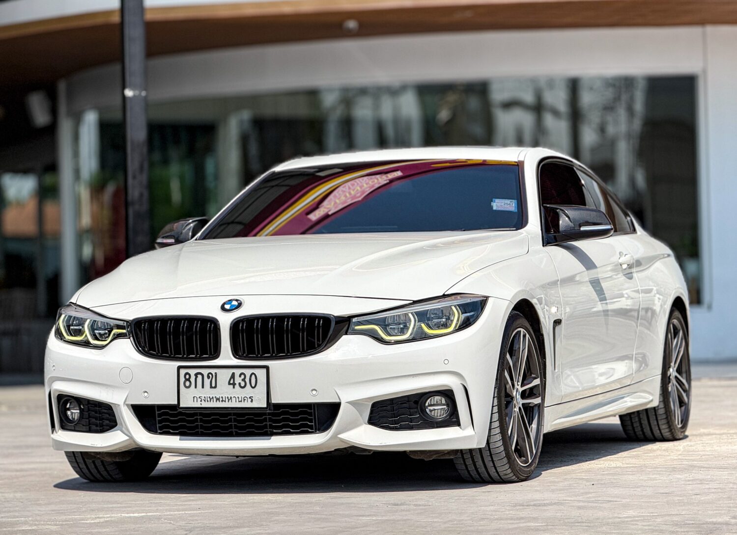 SERIES 4, 430i