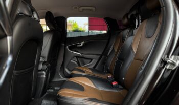 VOLVO V40 full