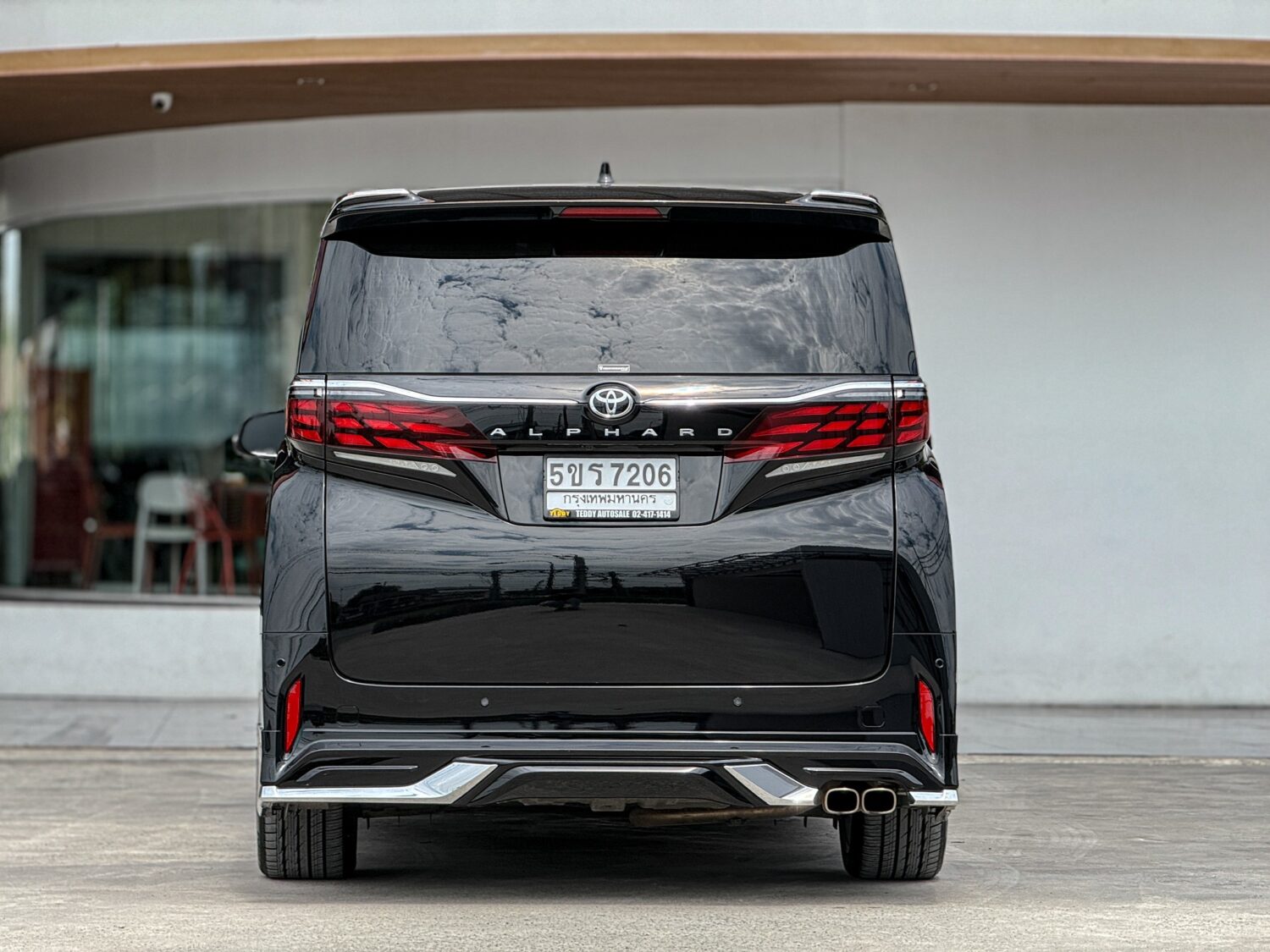 TOYOTA NEW ALPHARD