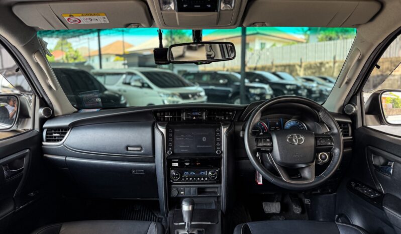 2022 TOYOTA FORTUNER, 2.4 LEADER full