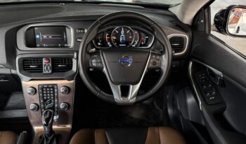 VOLVO V40 full
