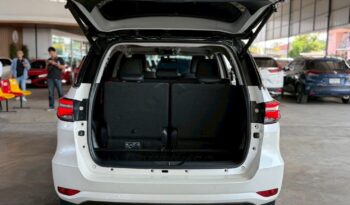 FORTUNER 2.4 COMMANDER full