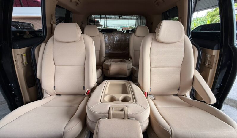 GRAND CARNIVAL 2.2 LX full
