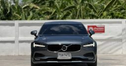 S90 2.0 D4 MOMENTUM