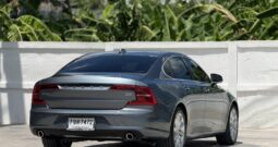 S90 2.0 D4 MOMENTUM