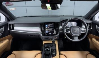 S90 2.0 D4 MOMENTUM full