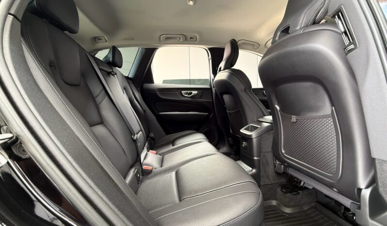 XC60, 2.0 RECHARGE T8 R-DESIGN AWD full